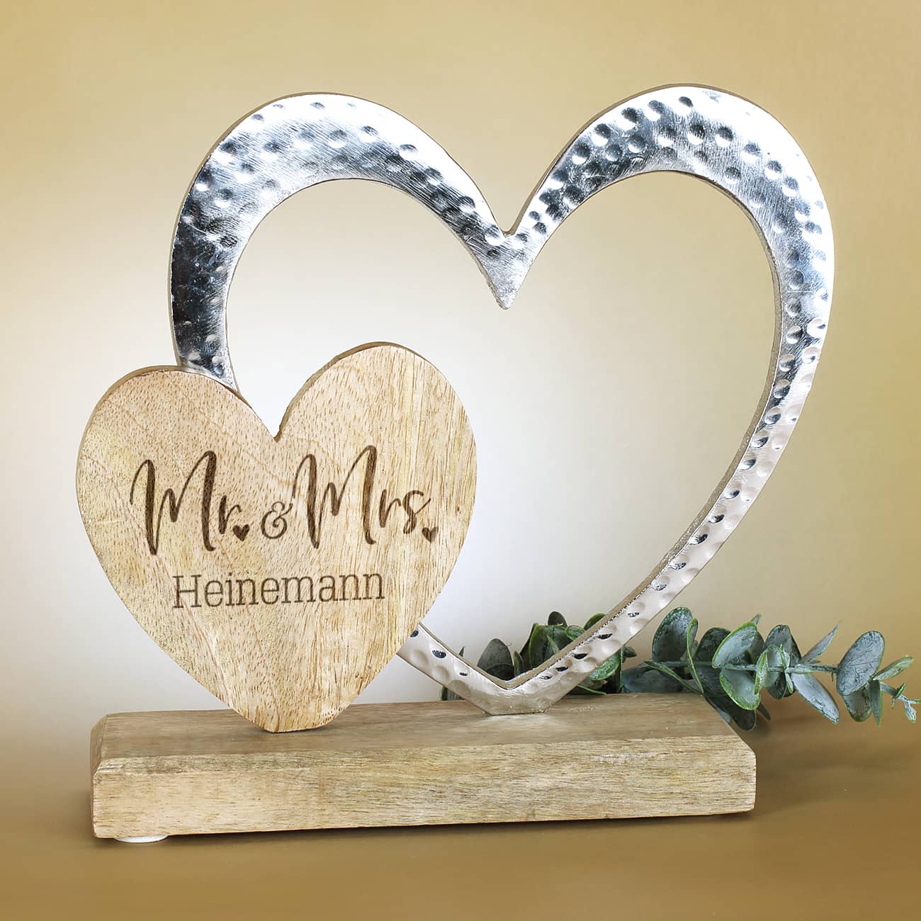 Mr & Mrs Herzskulptur zur Hochzeit mit edler Gravur - groß