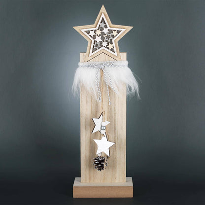 Mit verspielter Weihnachtsdekoration