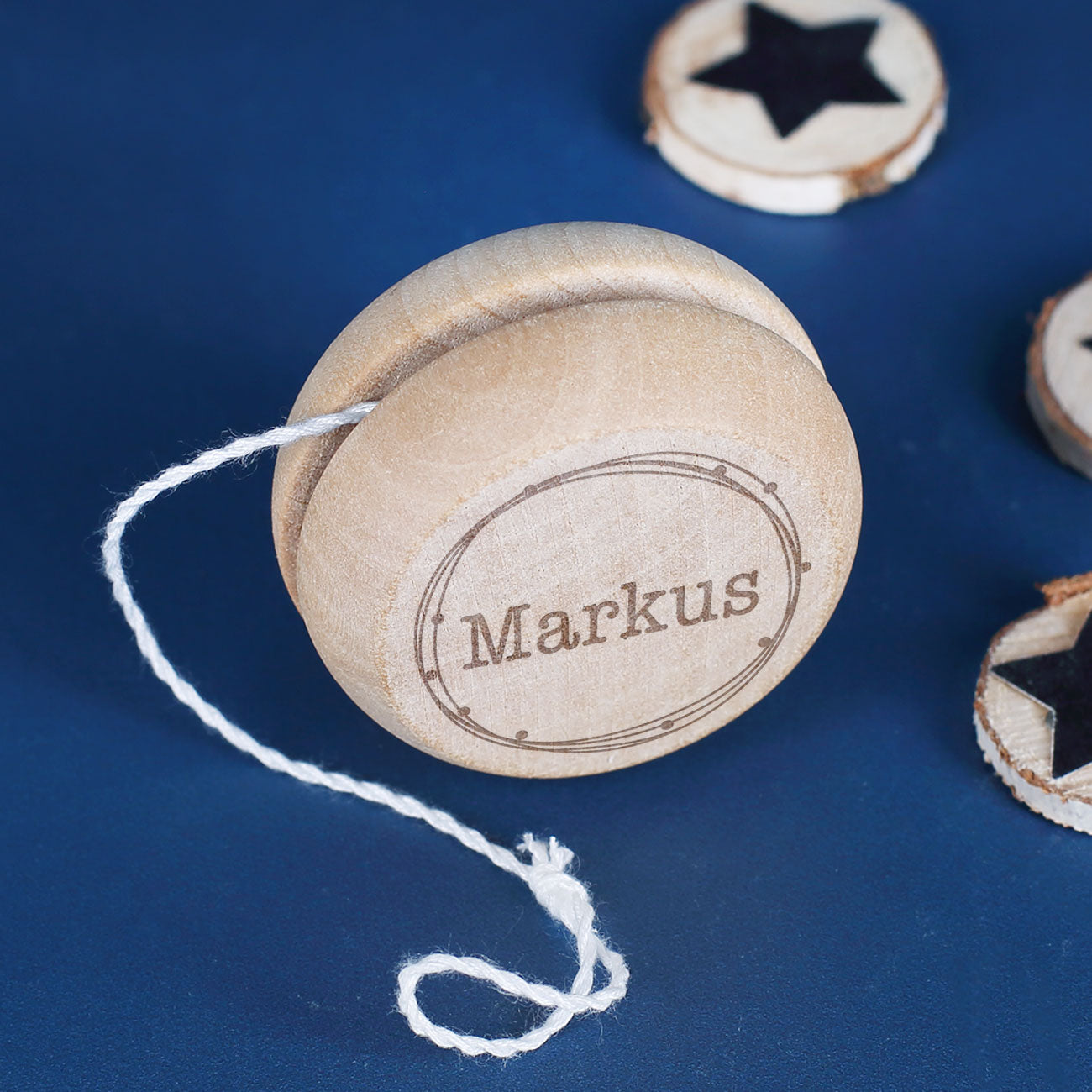 Holzjojo mit persönlicher Namensgravur