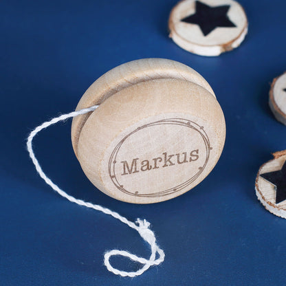 Holzjojo mit persönlicher Namensgravur