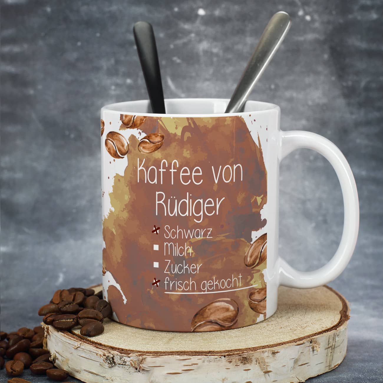 Kaffeetasse mit verschieden Ankreuzmöglichkeiten