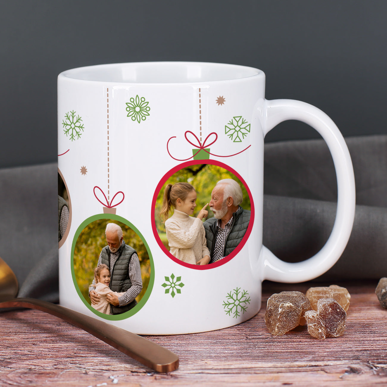 Weihnachtliche Tasse mit Personalisierung