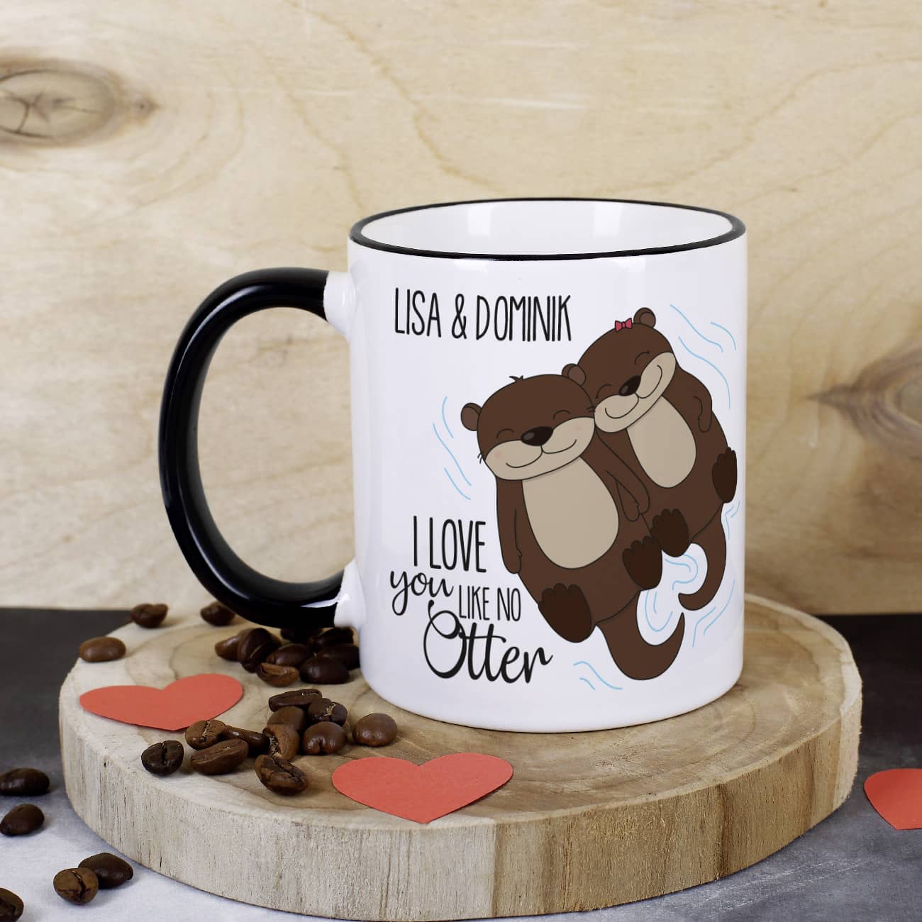 Tasse mit niedlichem Otterpaar und Ihren Wunschnamen