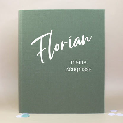 Grüne Dokumentenmappe aus Leinen mit Name und zwei Wunschtextzeilen personalisiert