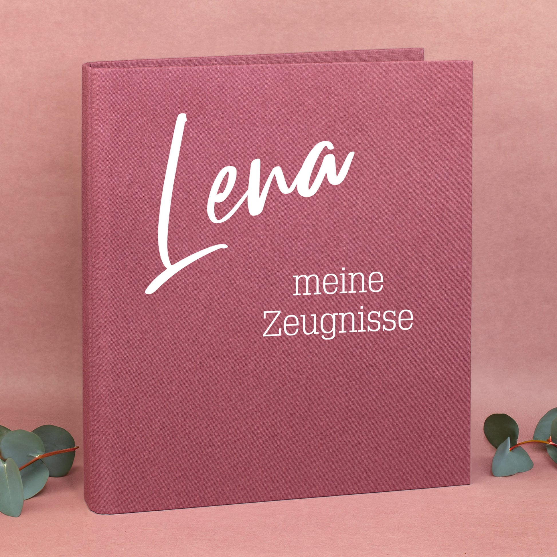 Rosa Dokumentenmappe aus Leinen, personalisiert mit Name Lena und zwei Wunschtextzeilen