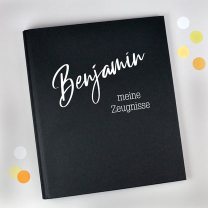 Schwarze Dokumentenmappe aus Leinen mit Name und zwei Wunschtextzeilen personalisiert