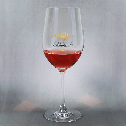 Rotweinglas von der Marke Leonardo, bedruckt mit goldener Weinrebe, Ornamenten und Ihrem Wunschnamen