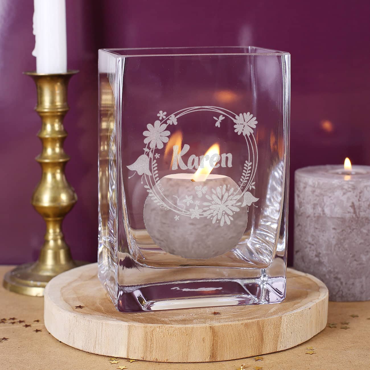 Vase aus Glas mit Wunschnamen und floralem Muster