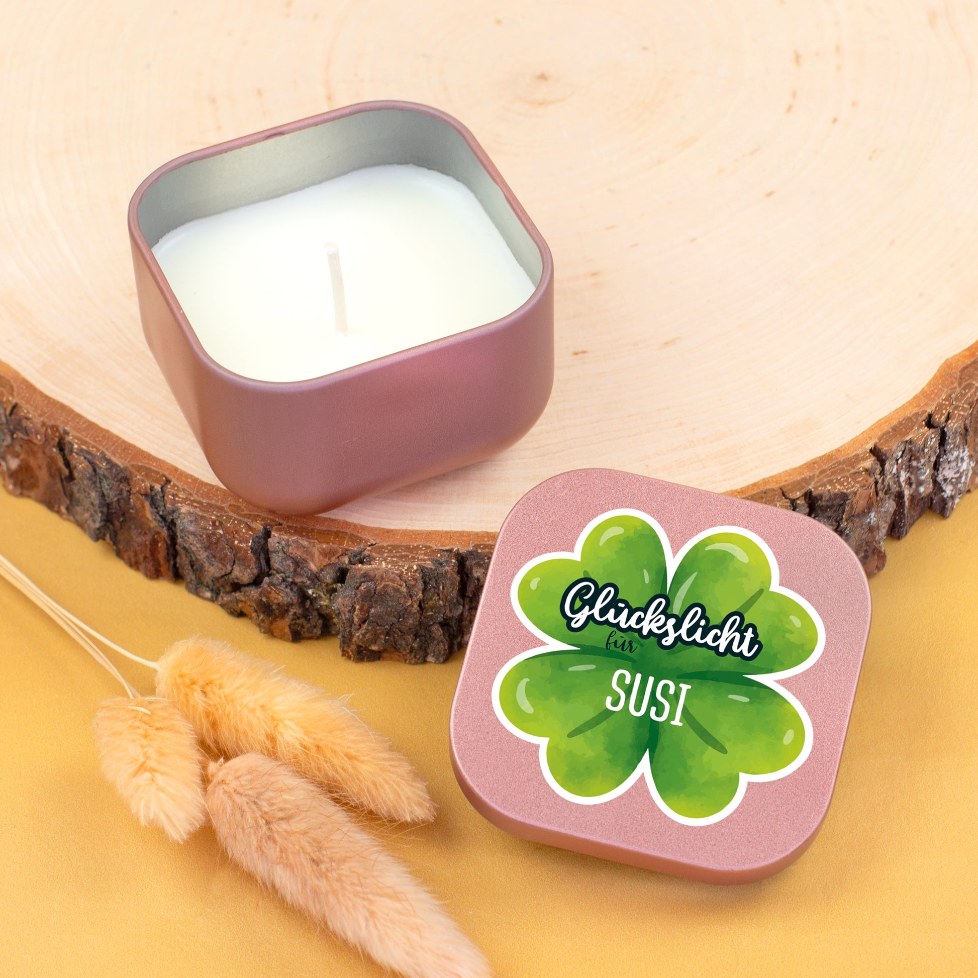 Mini Duftkerze in Roségold mit personalisiertem Glückslicht Deckel und Name Susi