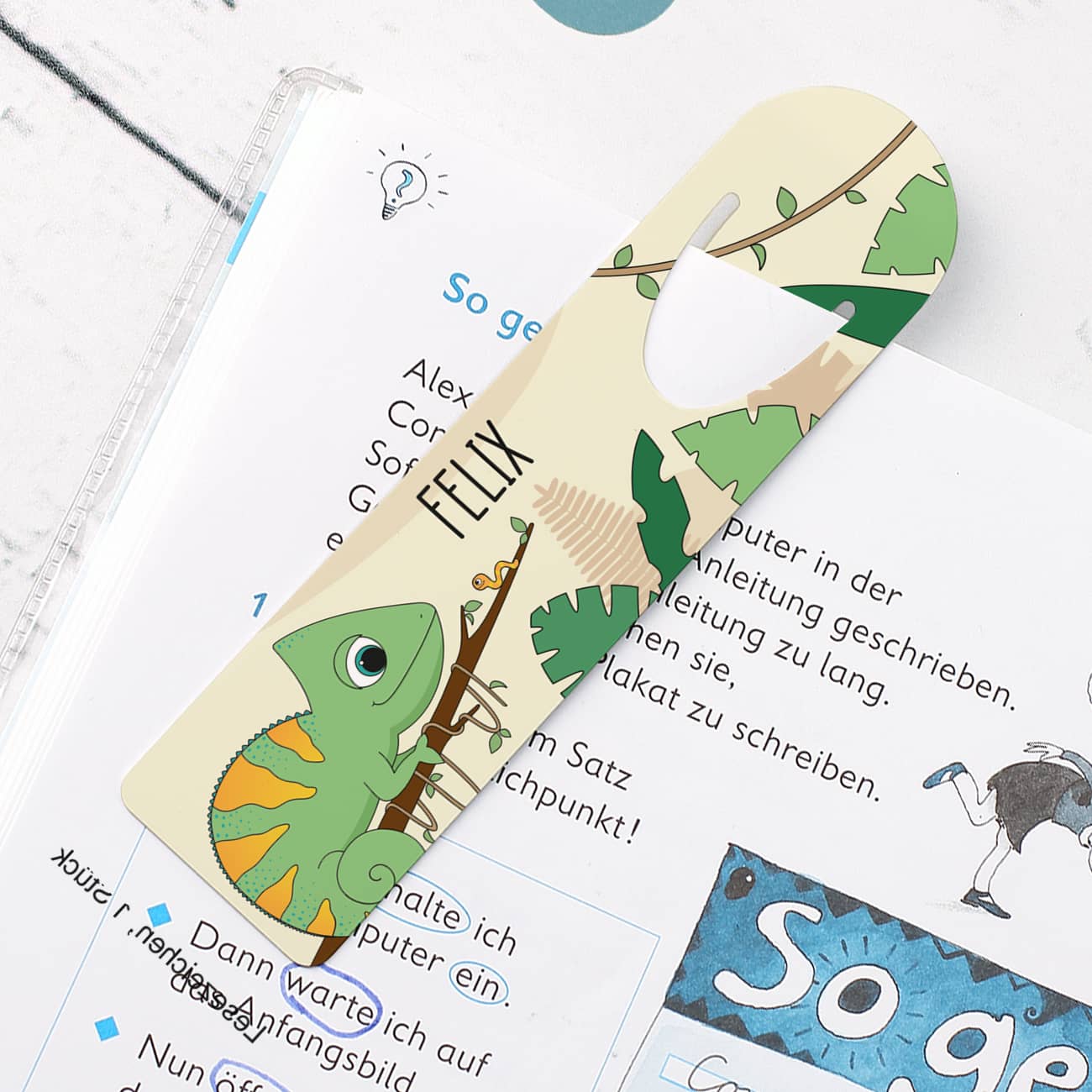 Lesezeichen mit Chamäleon Motiv und Name personalisiert