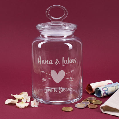 Gravierte Glasdose für das Hochzeitspaar und Wunschtext