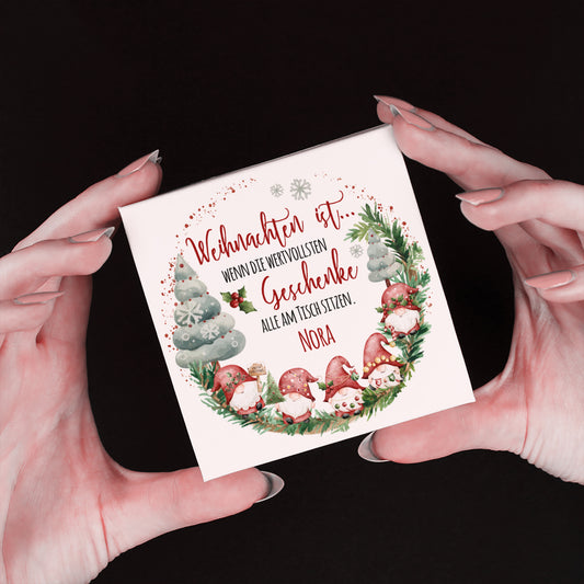 Lindorkugeln in personalisierter Geschenkbox zu Weihnachten mit Wichtelmotiv 'wertvollste Geschenke'