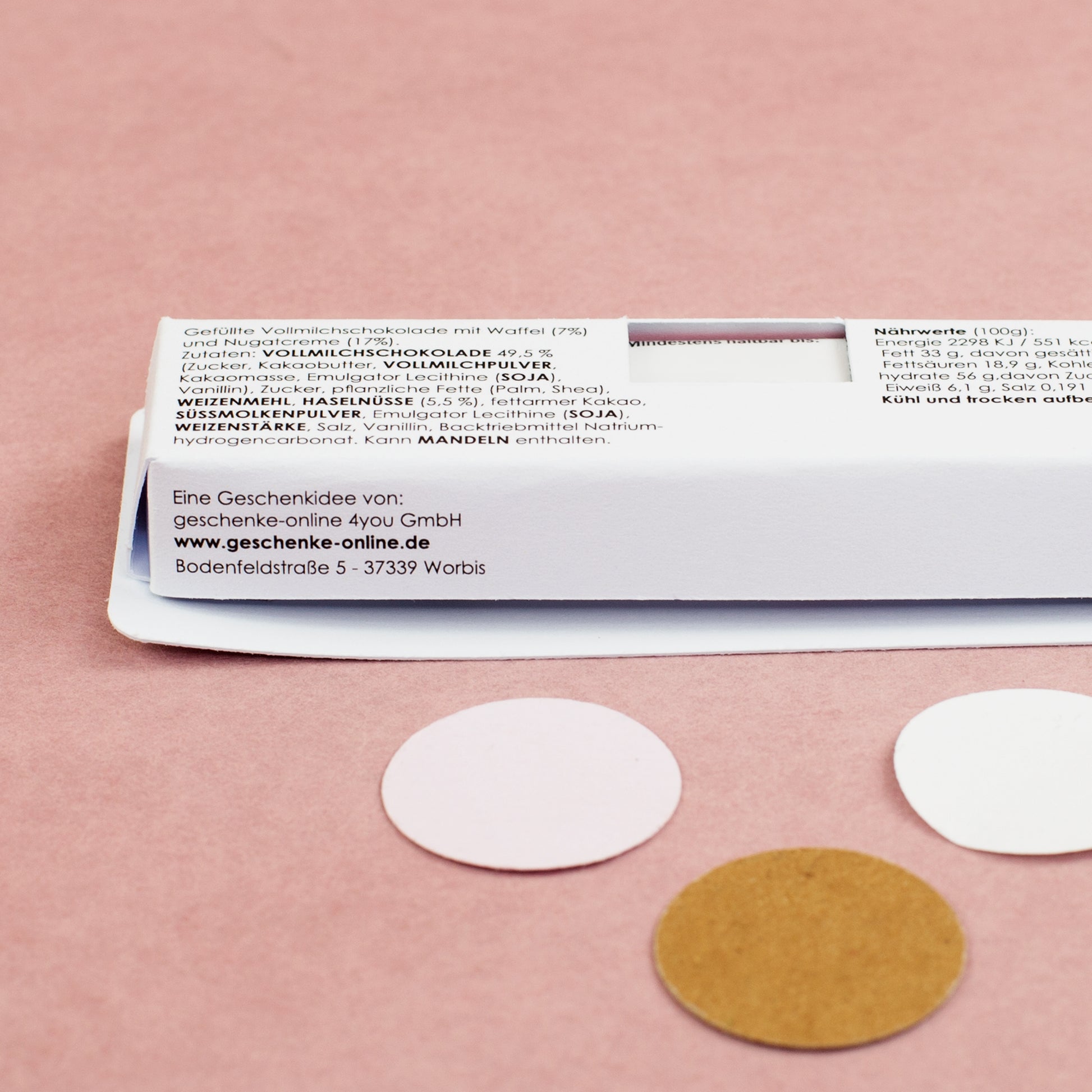 Verpackung mit sichtbarem Schokoriegel und Nährwertinformationen