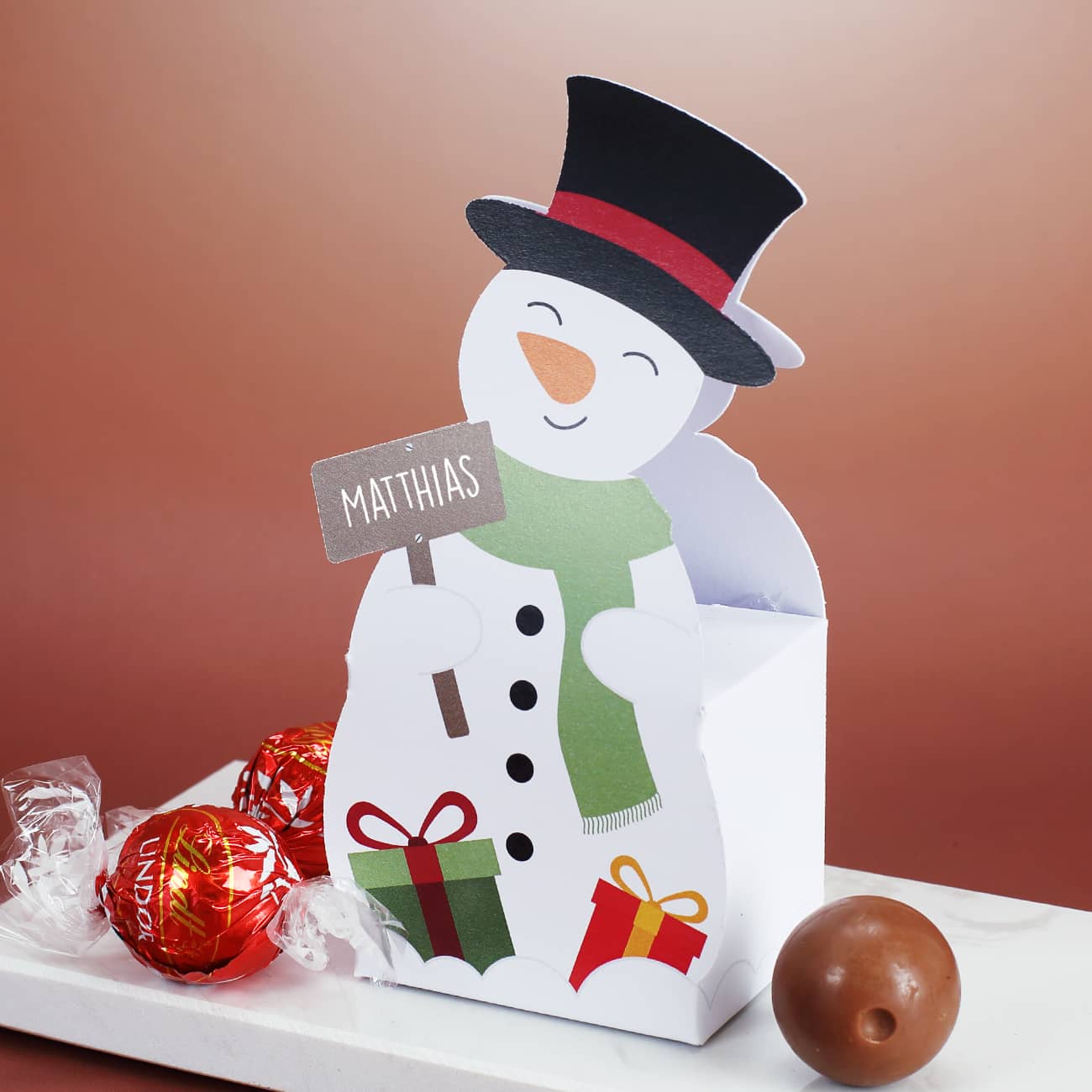 Schneemann Verpackung mit Lindor Füllung