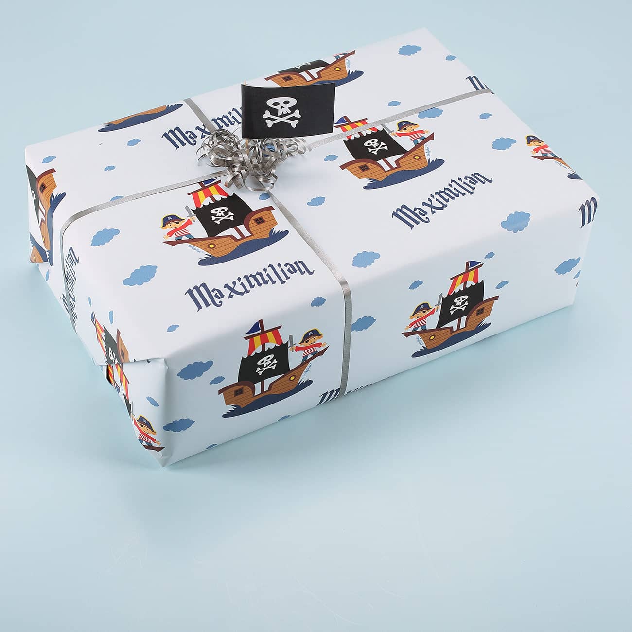 Piraten-Geschenkpapier mit Ihrem Wunschnamen