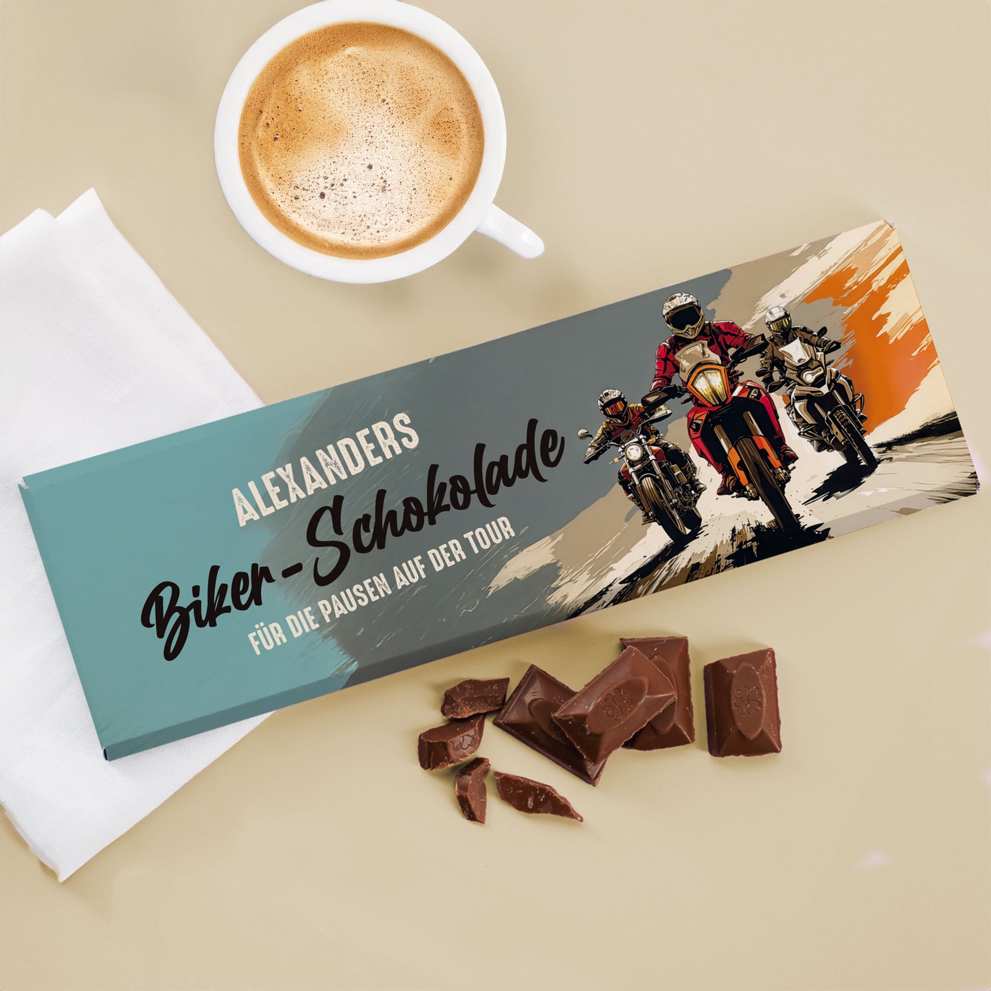 Schokoladenschachtel mit Motorradmotiv und Namen „Alexander“, Nebeneffekt mit Schokolade