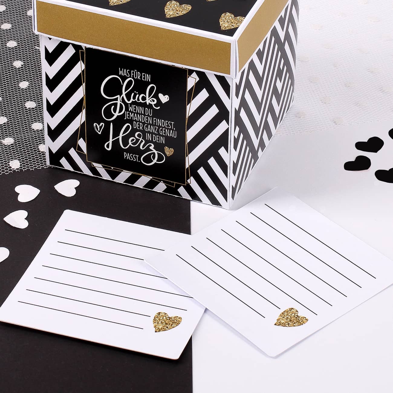 Überraschungsbox "Was für ein Glück" mit Ihrem Wunschnamen