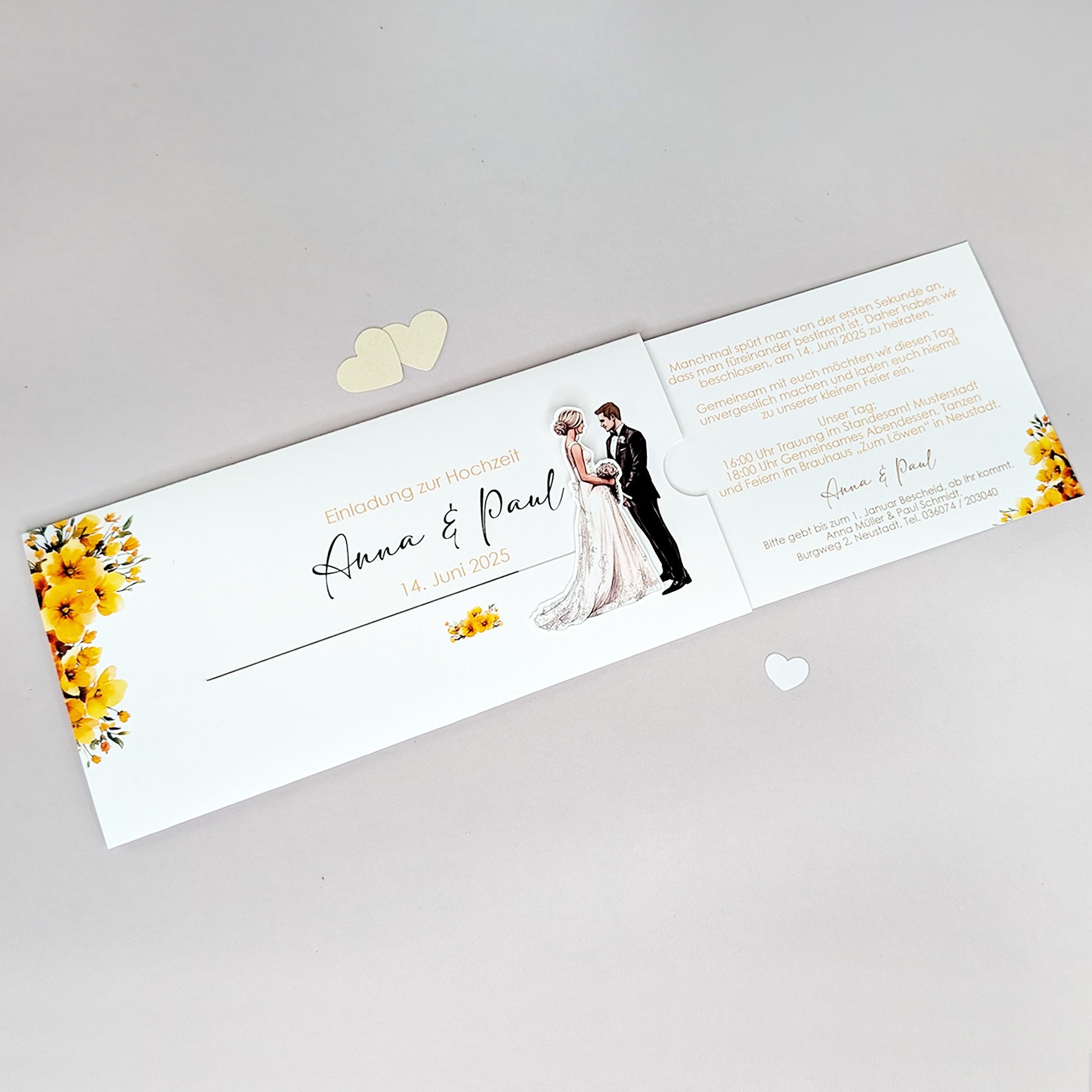 Einladung zur Hochzeit - Ziehkarte mit Brautpaar und gelben Blumen (Motiv 8)