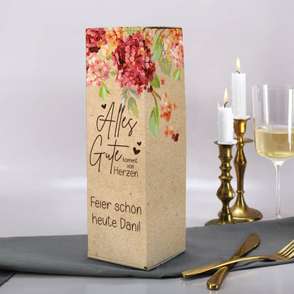 Individuelle Verpackung für Flaschen - Alles Gute kommt von Herzen - mit Hortensien und Wunschtext