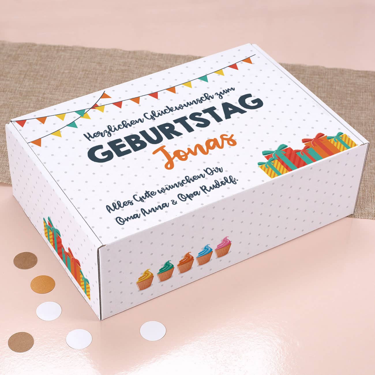Bunte Geschenkverpackung zum Geburtstag