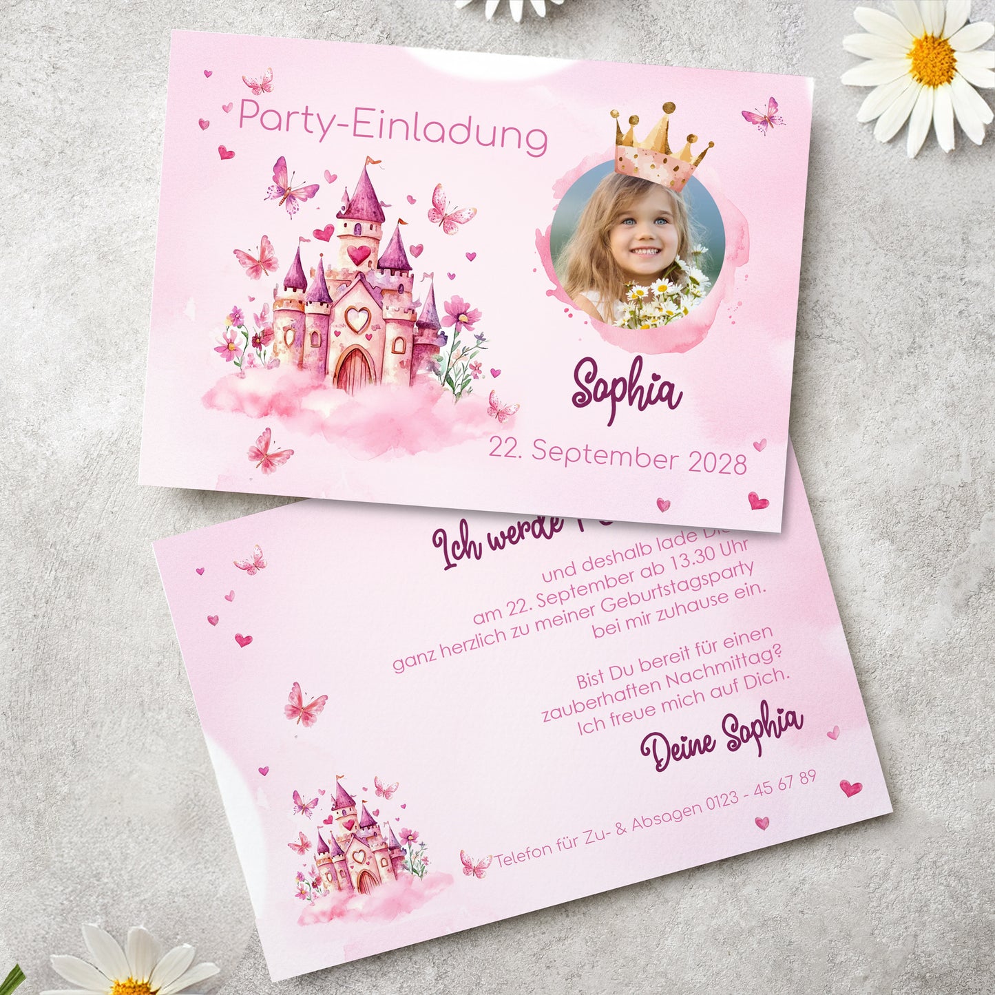 Einladungskarte zum Kindergeburtstag mit Wunschdaten, Prinzessinnen-Motiv und Schloss