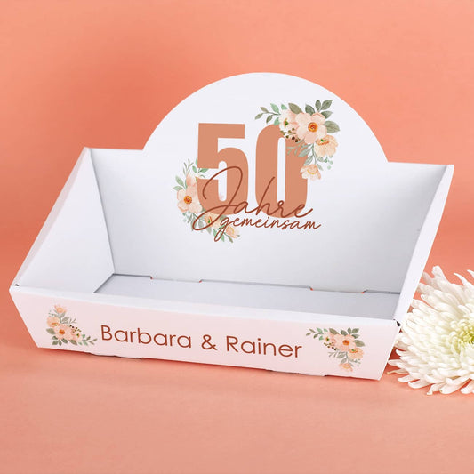 50 Jahre gemeinsam - Geschenkkorb zur Goldenen Hochzeit mit Blumen