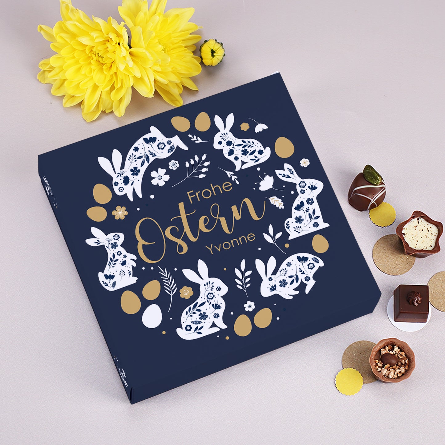 Personalisierte Lindt Pralinenbox mit Name zu Ostern | 100 g Mini Pralinés im edlen Hasen-Design