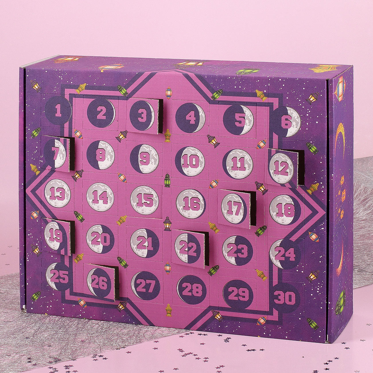 Personalisierter DIY Ramadankalender zum selbst Befüllen bedruckt mit Laternen und Mondphasen