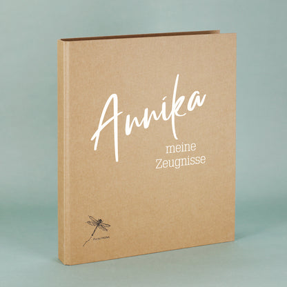 Mappe stehend arrangiert – dekoratives Detailbild