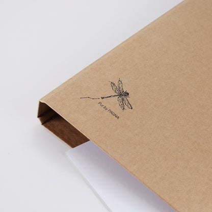 Detailansicht des hochwertigen Kartonmaterials