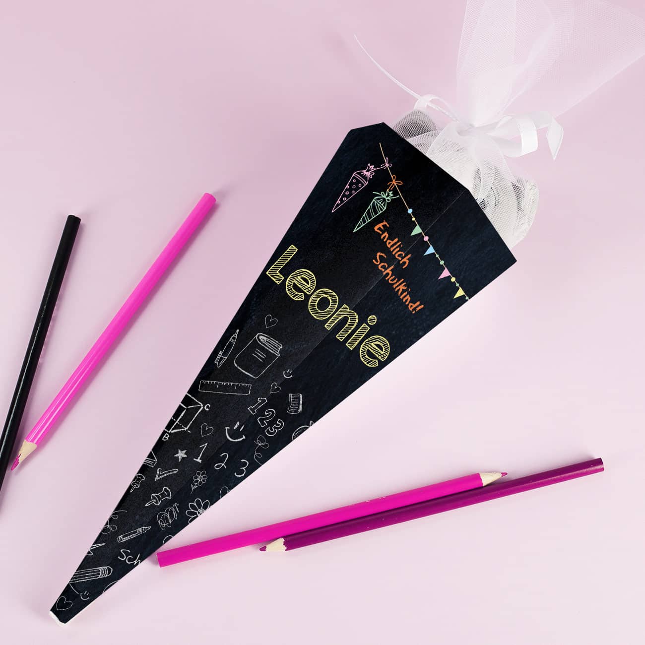 Schultüte in Schuloptik und Name 