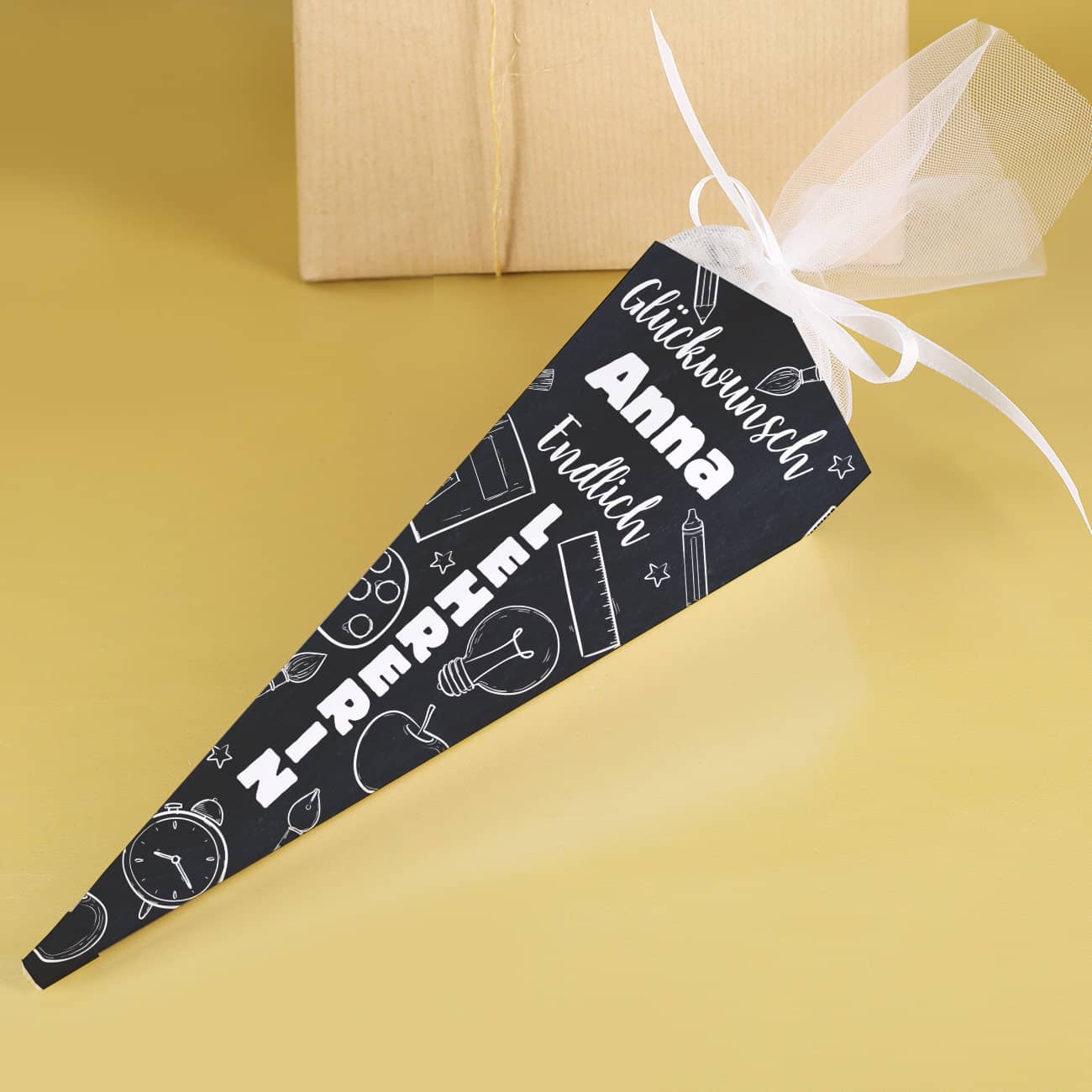 kleine Schultüte für Lehrerinnen mit Personalisierung, 28cm groß