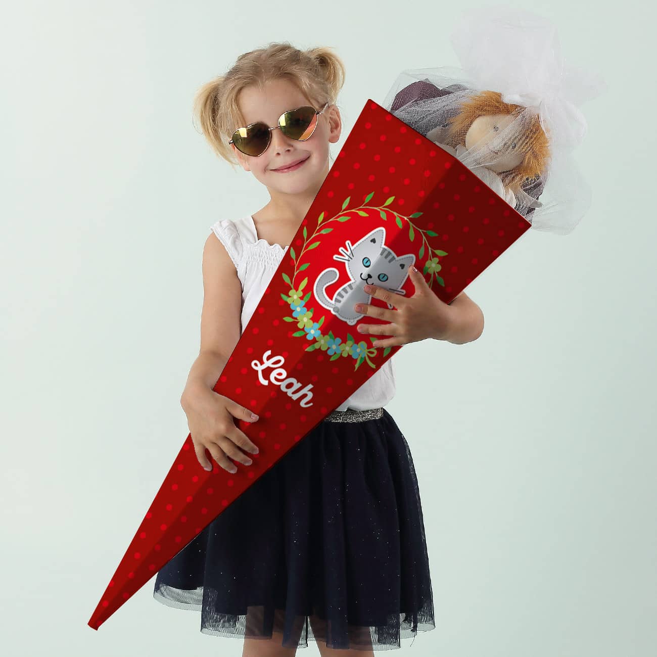 Katzen-Schultüte mit roten Punkten und Name