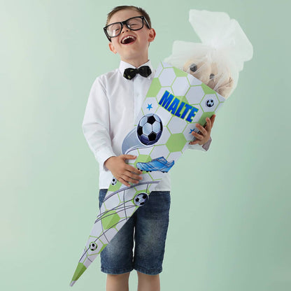 Schultüte mit 3D-Fußballmotiv und Name