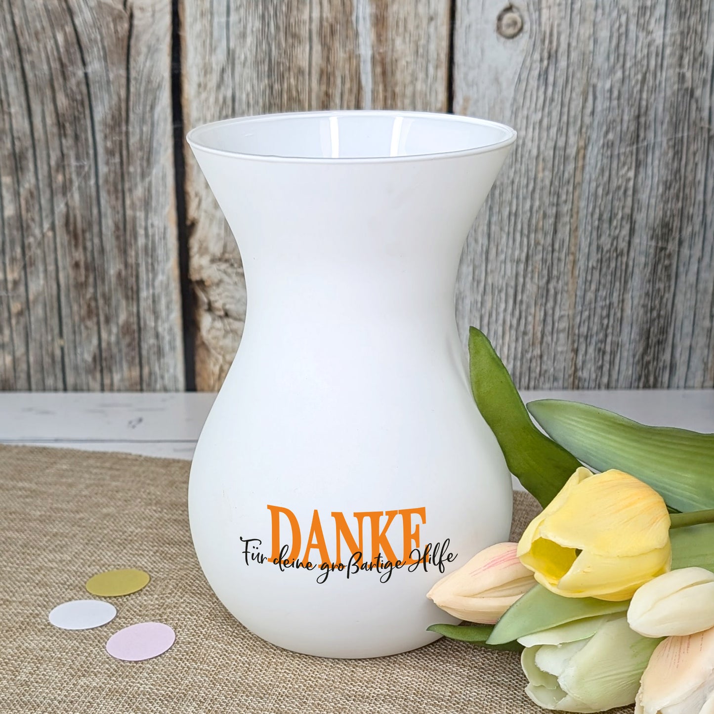 Personalisierte Glasvase in Weiß – ideal als Geschenk zum Dankeschön