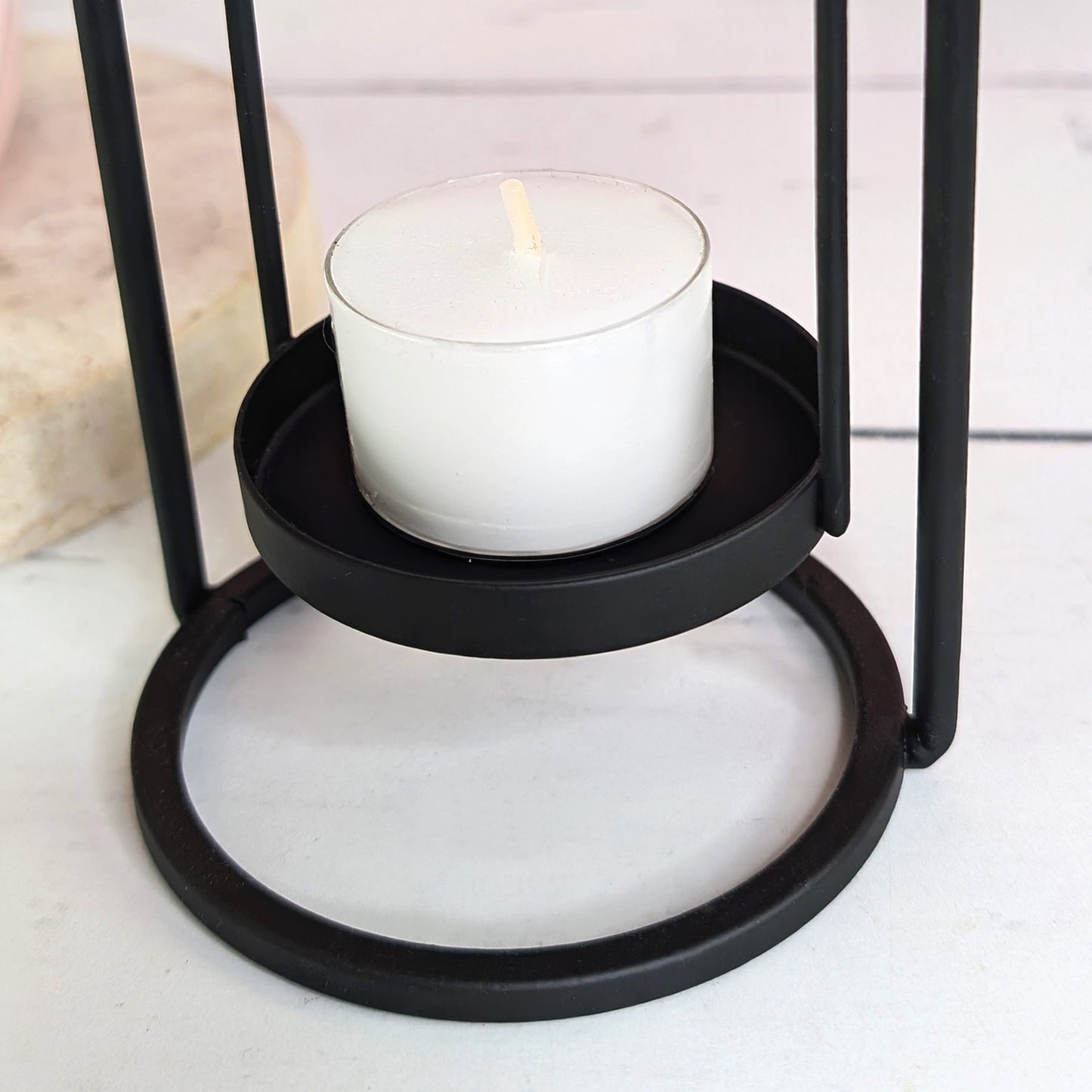 Detailansicht des hängenden Kerzeneinsatzes