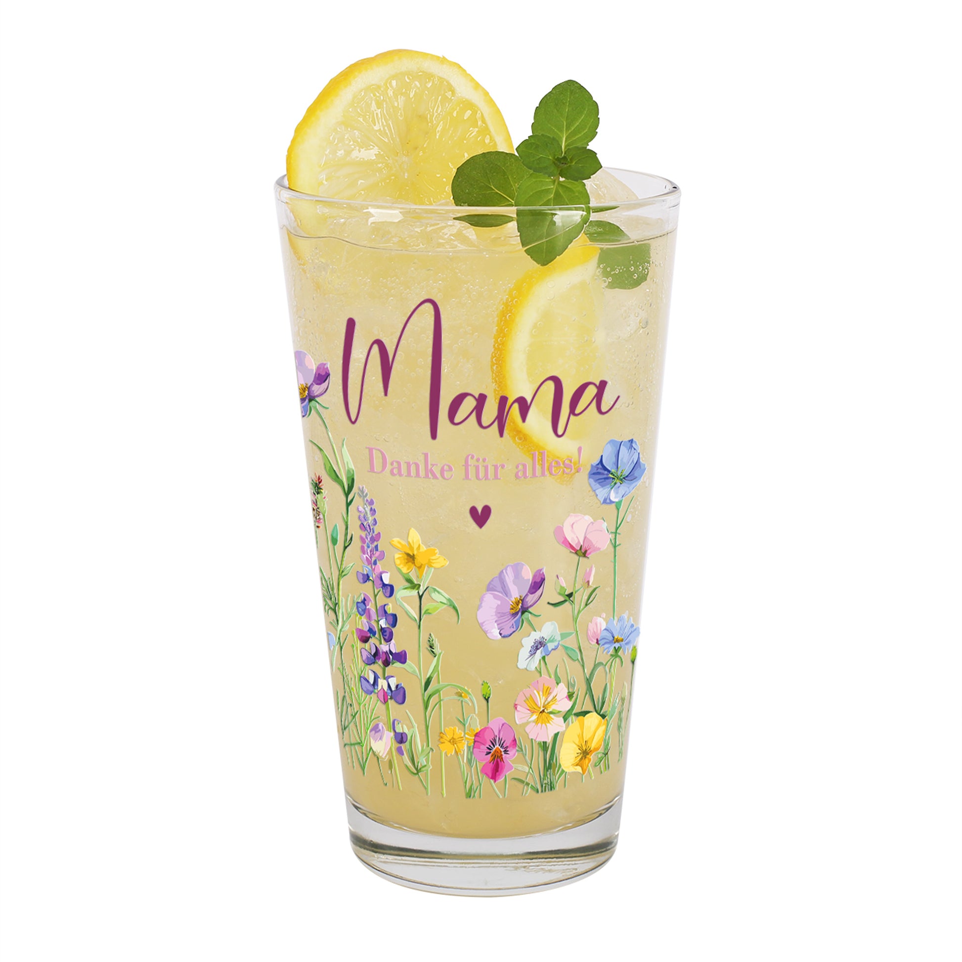 Freigestelltes Trinkglas mit Blumenmotiv und „Mama“-Aufdruck auf weißem Hintergrund.