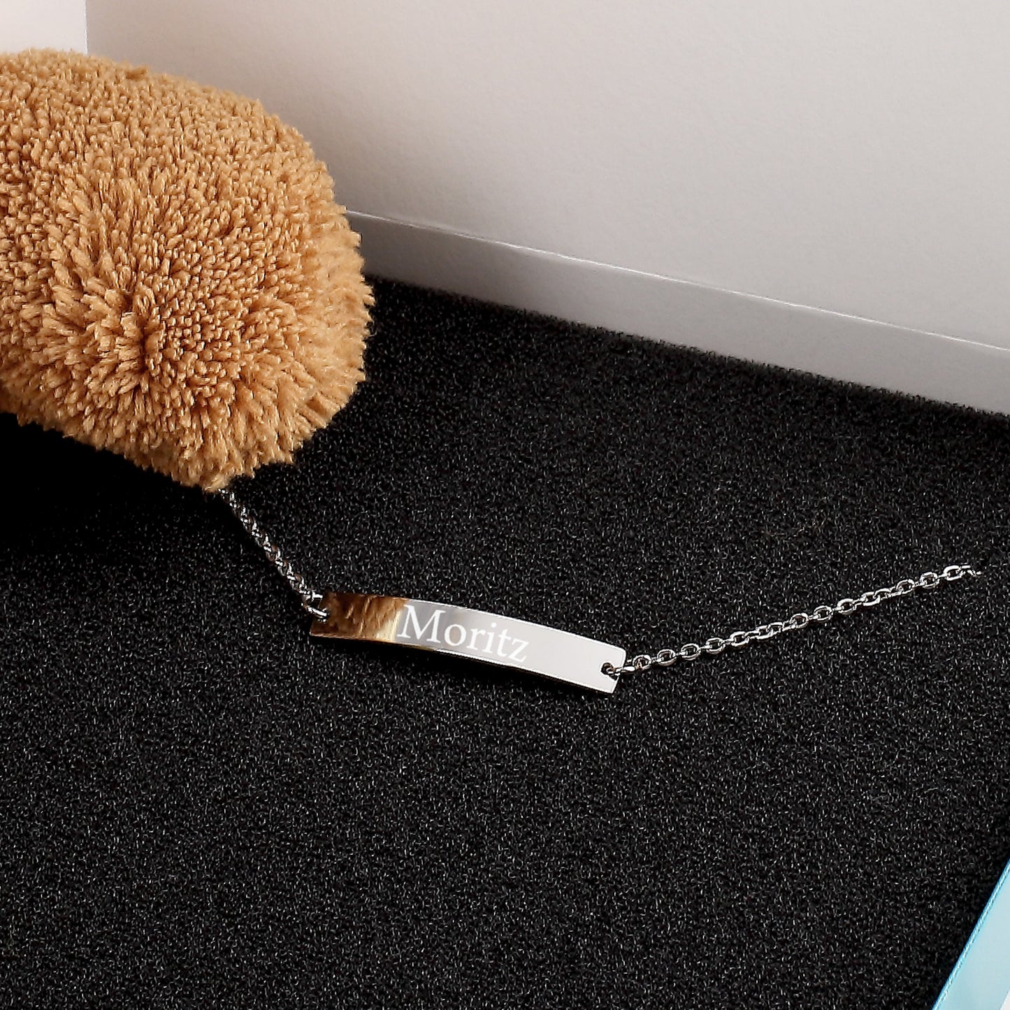 Baby-Armband mit Namensgravur in silber