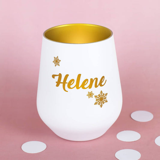 Weißes, graviertes Windlicht für die Winterzeit