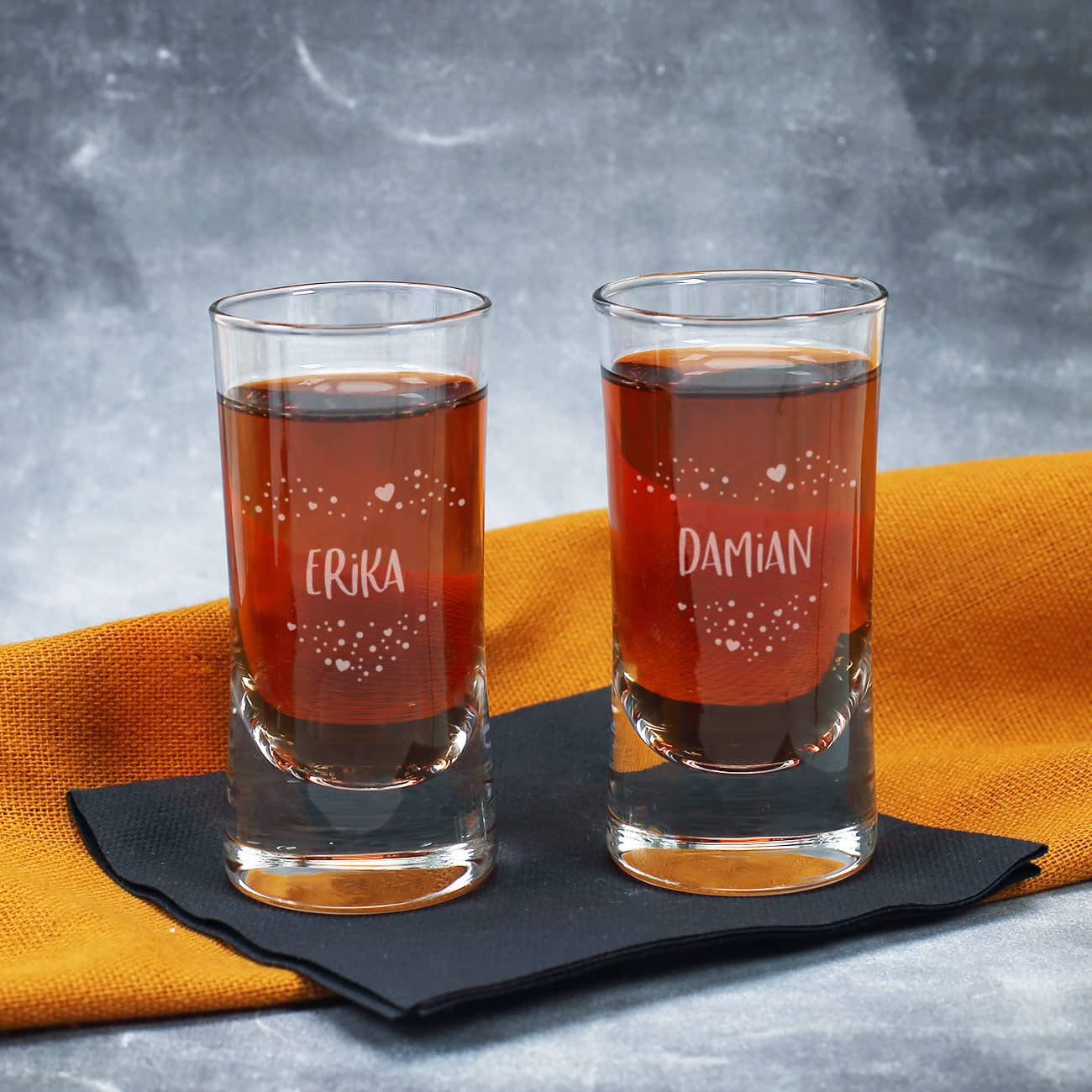 Romantische Schnapsgläser mit Gravur