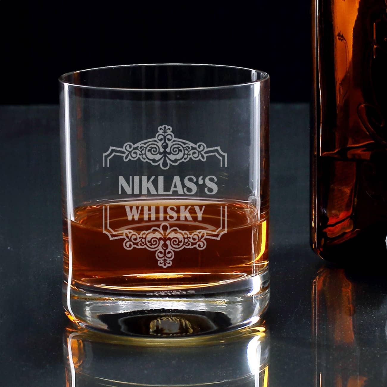 Whiskeyglas mit Gravur Ihres Wunschnamens