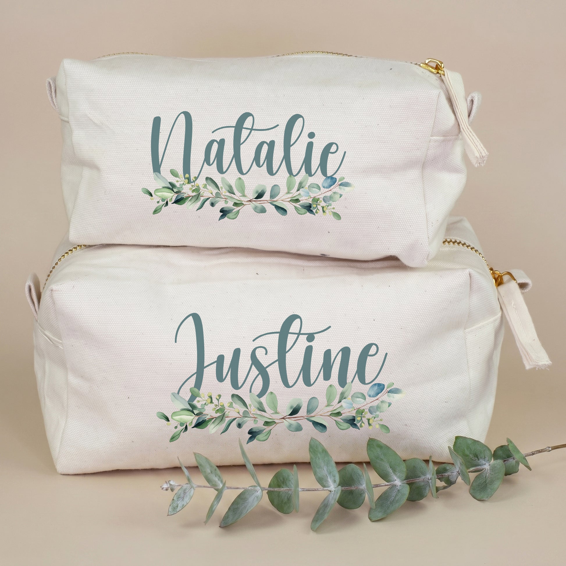 Personalisierte Canvas Taschen in zwei Größen mit Eukalyptus Motiv und Namen Natalie und Justine