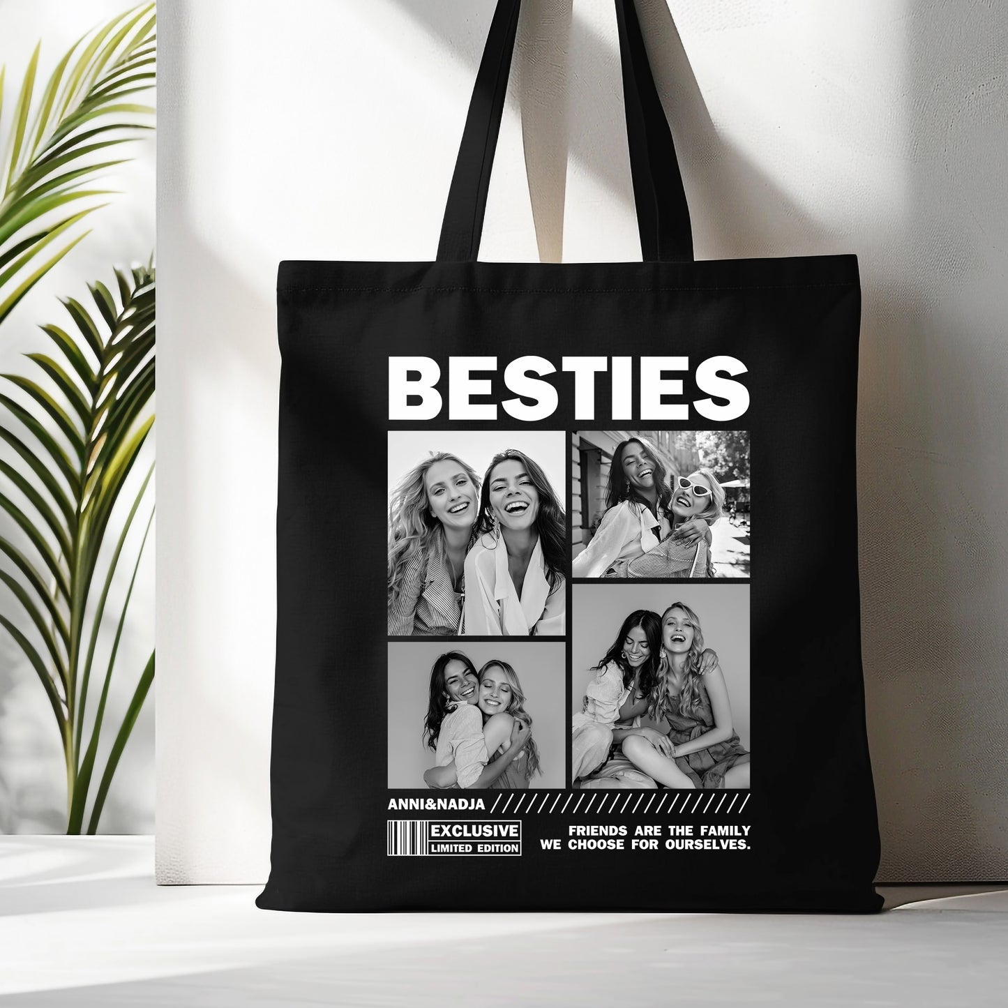 Schwarzer Jutebeutel mit der Aufschrift „BESTIES“ und vier individuell bedruckbaren Fotofeldern, gehalten von einer Hand vor einem hellen Hintergrund.