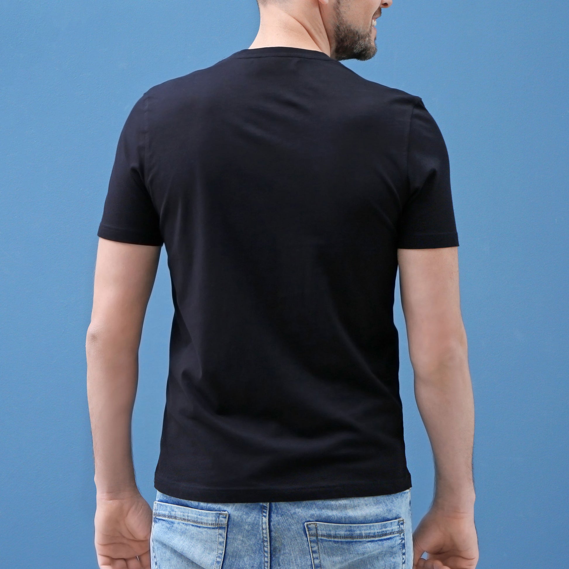 Rückansicht des schwarzen Shirts mit „The Walking Dad“-Motiv – ohne Motiv