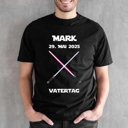 Personalisierbares Vatertags-Shirt mit Lichtschwert-Motiv, Name „Mark“ und Datum