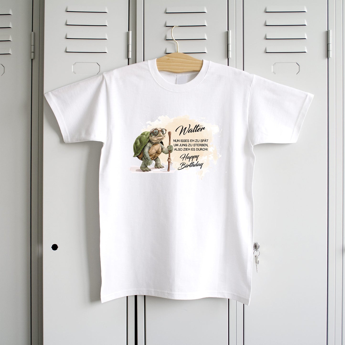 Nahaufnahme des witzigen Spruchs mit Schildkröte in der Mitte