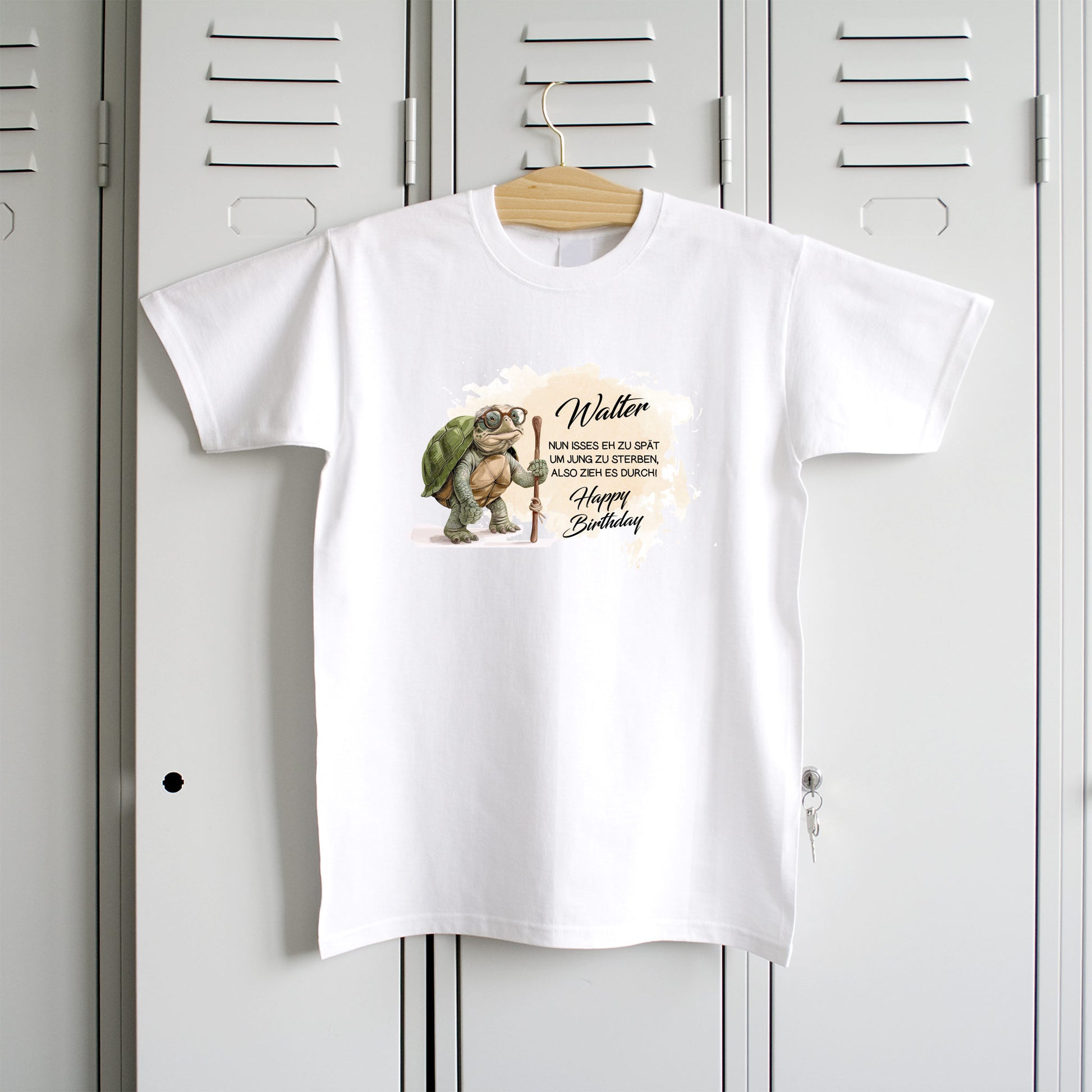 Nahaufnahme des witzigen Spruchs mit Schildkröte in der Mitte