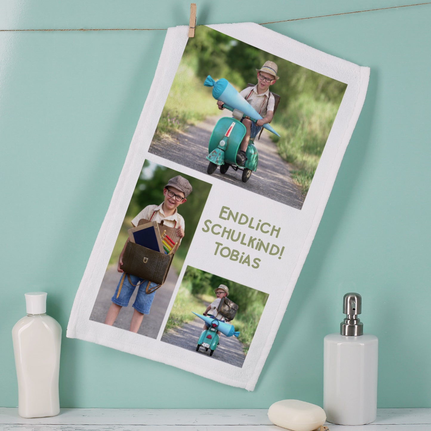 Aufgehängtes Gästehandtuch, Vorderseite mit personalisiertem Druck – ideal als Geschenk oder Dekoelement.