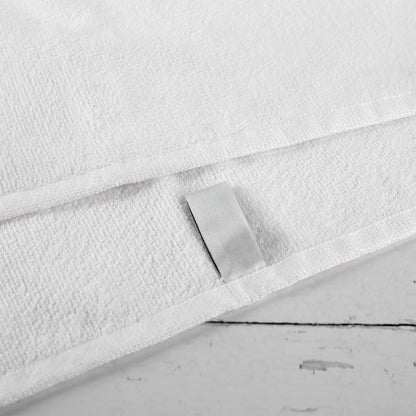 Mit kleiner Schlaufe zum Aufhängen