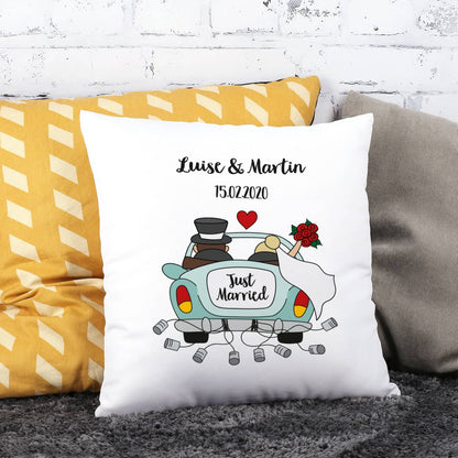 Kissen mit romantischem Hochzeitsmotiv, Namen und Datum bedruckt